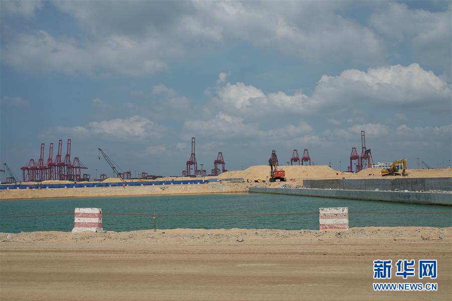 （國際&middot;圖文互動）（5）通訊：春節(jié)，&ldquo;是工期而不是假期&rdquo;&mdash;&mdash;記科倫坡港口城的中國建設者